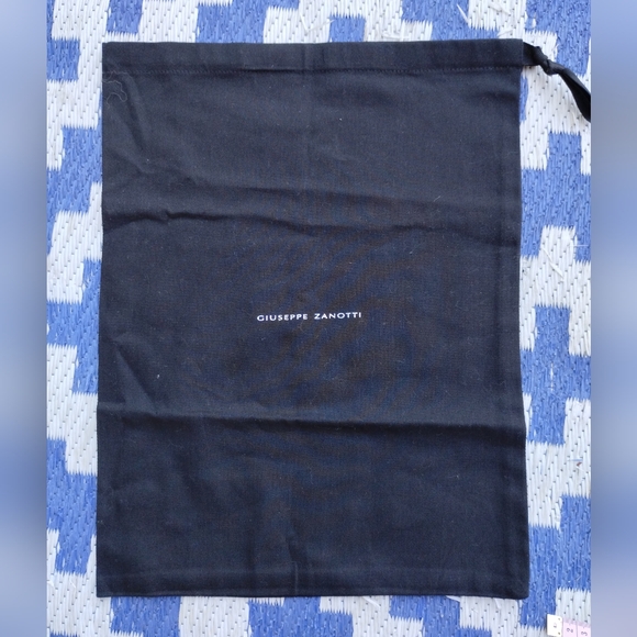 Giuseppe Zanotti Dust Bag - Picture 1 of 3